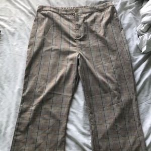 Plaid cropped pants